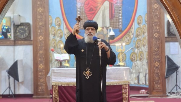 ثمركم للقداسة.. تأمل جديد للأنبا ميخائيل في الاجتماع العام بحلوان