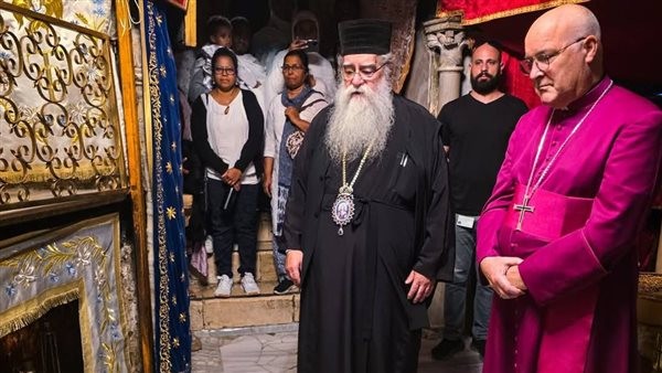 رئيس أساقفة يورك يزور كنيسة المهد في بيت لحم تضامنًا مع أطفال غزة والعالم