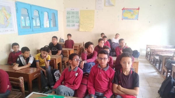 حمدي رزق يوجه رسالة عاجلة لوزير التربية والتعليم بشأن تأمين المدارس