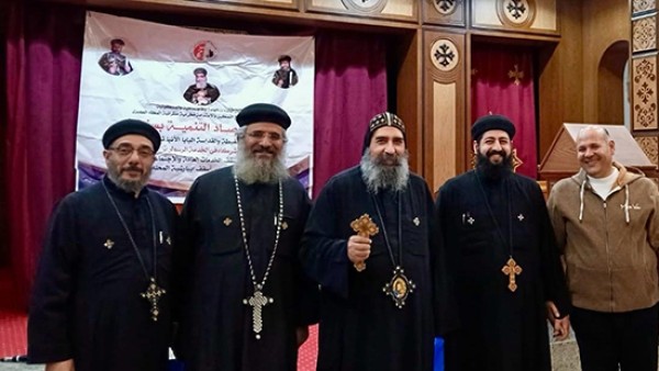 الأنبا أغناطيوس يجتمع مع خدام أسقفية الخدمات بالمحلة الكبرى لمتابعة حصاد التنمية 2025