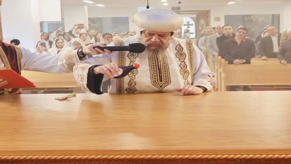 بالصور.. تدشين كنيسة القديس البابا كيرلس السادس بيد مطران وأساقفة عموم إيبارشية لوس أنجلوس