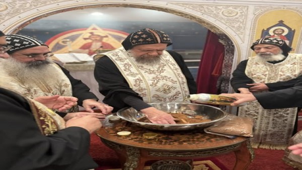 الأنبا سرابيون يرأس صلوات عيد القديسة كاترين الإسكندرانية بديرها بكاليفورنيا