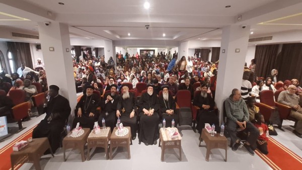 قداس إلهي وحفل تكريم للأنبا صرابامون بمدينة الأمل بمناسبة ترقيته إلى رتبة المطرانية