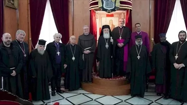 بطاركة ورؤساء كنائس القدس يوجهون رسالة عيد الميلاد 2025: دعوة للسلام والرجاء وسط المعاناة