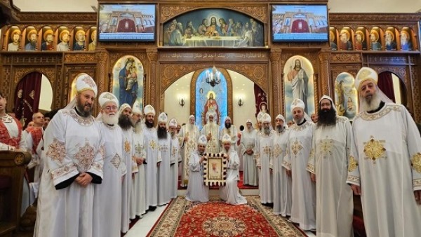 الاحتفال بالذكرى العاشرة لنياحة الأنبا أبراهام مطران الكرسي الأورشليمي في كنائس الخليج