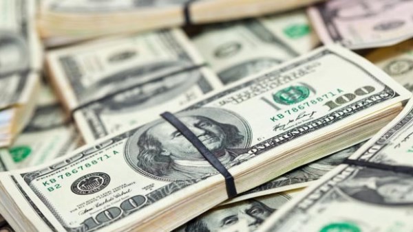 تحت النفايات.. فقدان 800 مليون دولار عن طريق الخطأ | ماذا حدث؟