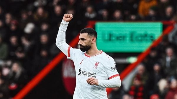 تقرير إنجليزي يكشف انفراجة في مستقبل محمد صلاح مع ليفربول