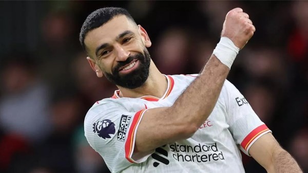 ليفربول يجدد عقد محمد صلاح