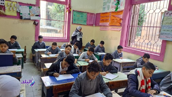 موعد امتحانات الترم الثاني 2025 لصفوف النقل .. التعليم تحسم قرارها