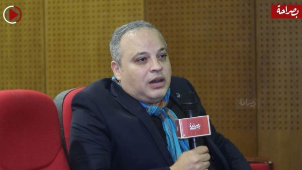 شبع بعد جوع.. تامر عبد المنعم يهاجم العوضي بعد ظهوره في أحد المقاهي