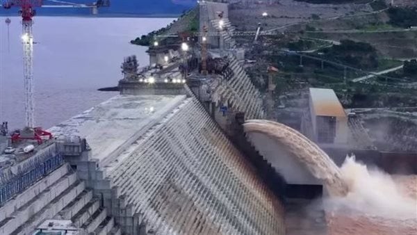 إثيوبيا تتلاعب بمياه النيل، باحث يحذر من كارثة جديدة بشأن سد النهضة في أغسطس
