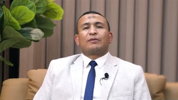 طبيب عيون ببني سويف: استقبلت 6 أطفال فقدوا بصرهم بسبب الألعاب النارية في أسبوع
