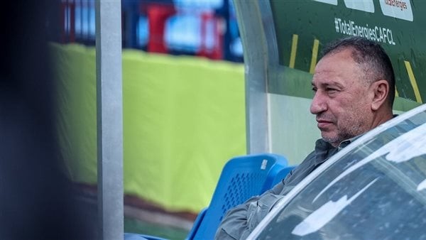 رغم الإساءة، الخطيب يطالب بعودة مدير نادي جرين هيلز إلى منصبه