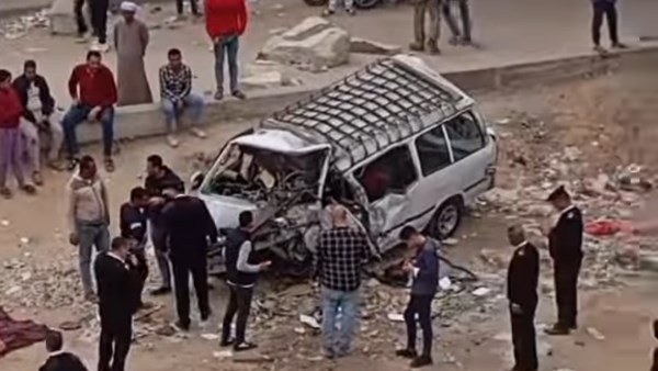 الميكروباص طار من فوق الدائري.. تطورات مثيرة في حادث بشتيل |صور وأسماء