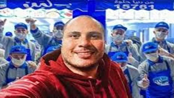 بعد تدخل السيسي لحل أزمته.. من هو مؤمن عادل صاحب سلسلة «بـ لبن»؟