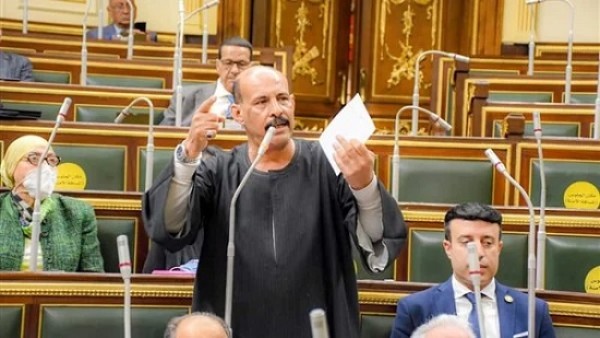 النائب فتحي قنديل يتقدم بطلب إحاطة لاعتبار عيد القيامة المجيد إجازة رسمية لكل موظفي الدولة