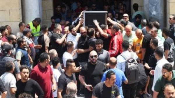 مشاهد من تشييع جنازة أمح الدولي مشجع الأهلي الراحل