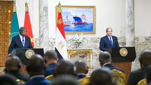 الرئيس السيسي: وقعنا مع أنجولا عددا من مذكرات التفاهم في مجالات الاتصالات وتكنولوجيا المعلومات