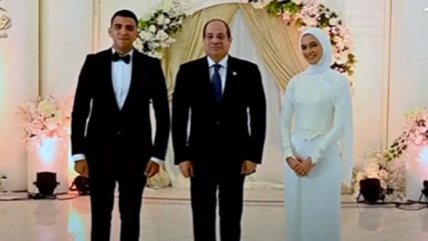 وعد فأوفى.. أحمد موسى يعلق على حضور الرئيس السيسي حفل زفاف ابنة الشهيد مالك مهران