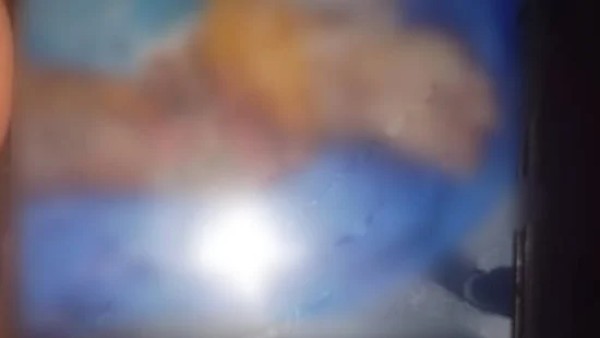 كان بيدور على شغل ومعهوش فلوس.. التحقيق في اتهام كمسري بدفع مسن من قطار سوهاج بسبب التذكرة