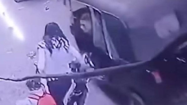 الأب والسائق.. قرار عاجل بشأن المتهمين بخطف طفل داخل توك توك بالوراق
