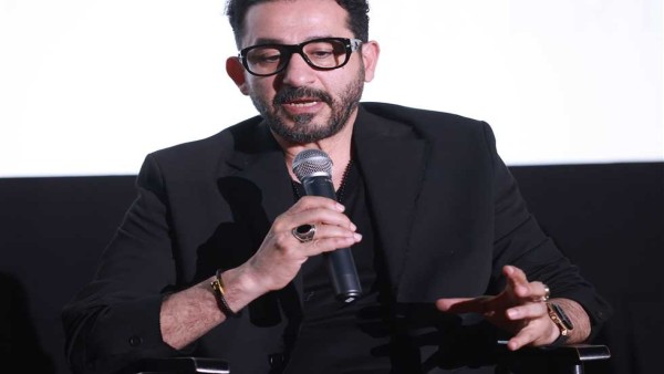 أحمد حلمى يتصدر التريند بعد اعتذاره عن جملة «مصري وقاعد صف أول».. ماذا قال؟