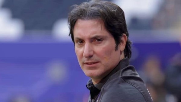 حالة من الجنون بحب ناديه.. مدرب منتخب مصر السابق يشيد بإعلان الأهلي
