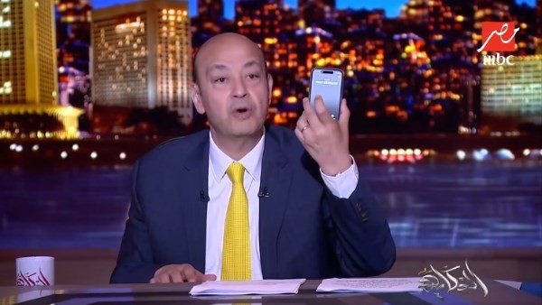 رنوا عليه على الهواء.. عمرو أديب غاضبا بسبب اتصالات الترويج للعقارات