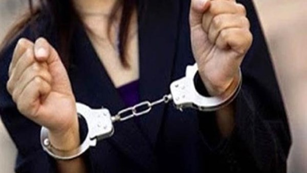 انتقاما لابنها.. مشرفة باص تصيب 4 طلاب في المقطم بـ جذع شجرة