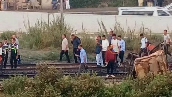 وفاة قائد جرار زراعي في حادث تصادم مع قطار ركاب بإيتاي البارود