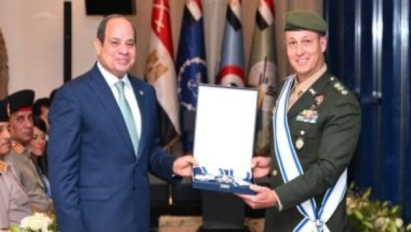 المجلس الدولي للرياضة العسكرية يمنح الرئيس السيسى العضوية الفخرية وأعلى وشاح يُمنح للرؤساء