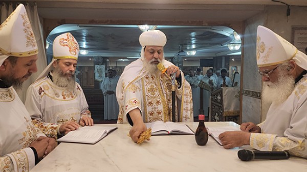الأنبا ميخائيل يدشن الكنيسة الثالثة منذ تجليسه على إيبارشية حلوان والمعصرة