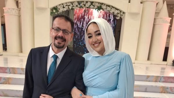 "بدفع أنا وبنتي تمن استهتار الآخرين".. والد ضحية انفجار خط الغاز بأكتوبر يكشف تفاصيل الحادث