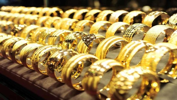 عيار 21 الآن.. سعر الذهب اليوم الأحد 18-5-2025 بعد آخر انخفاض بالصاغة