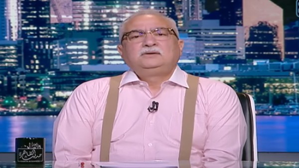 فيديو.. إبراهيم عيسى: محمد صلاح يدير حياته وعمله بعقلية منتجة مبدعة ناجحة متفوقة تسابق التفوق بالتفوق