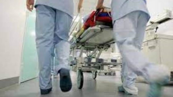 في حفل زفاف.. إصابة 21 شخصاً باشتباه تسمم غذائي في المنيا