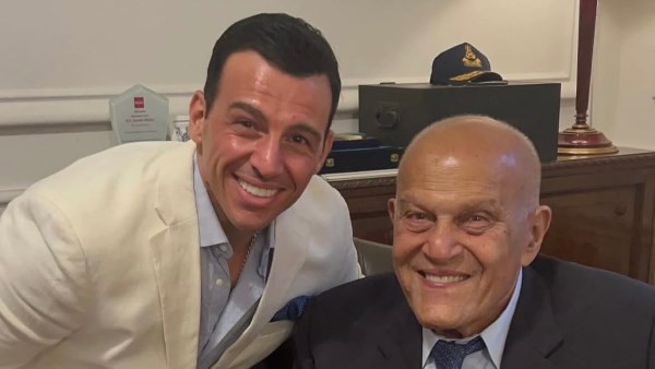 «ملك القلوب».. رامي رضوان يروي تفاصيل لقائه بالسير مجدي يعقوب: لم أر مثله من قبل
