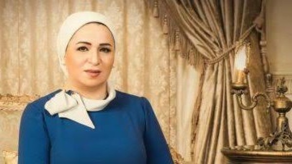 قلوبنا يعتصرها الألم ..قرينة الرئيس توجه الهلال الأحمر بدعم أهالي ضحايا حادث المنوفية