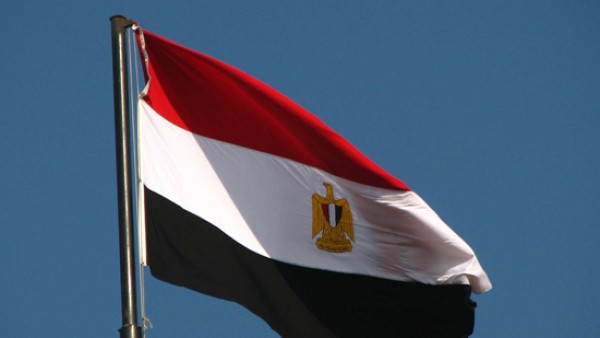 وزارة الخارجية تتابع أوضاع الجالية المصرية في إيران.. وتخصص أرقام تواصل