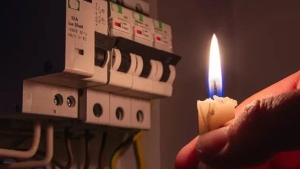 قطع الكهرباء 5 ساعات عن 3 مناطق في الإسماعيلية | تفاصيل