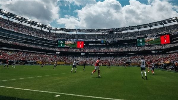 إيقاف مباراة الأهلي وبالميراس بسبب ظروف جوية طارئة