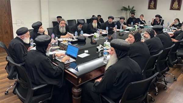 بدء اجتماعات المجمع المقدس في الكاتدرائية