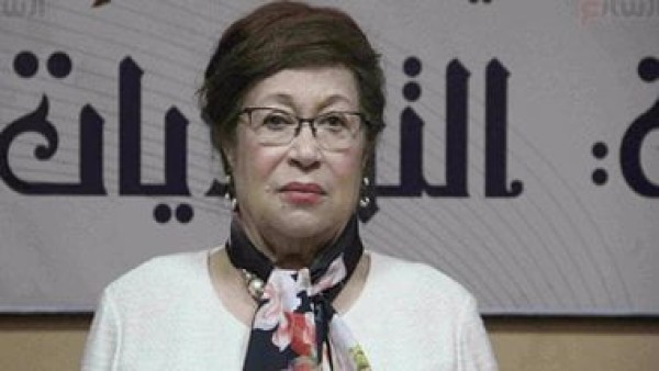 "حجرٌ على الجدة".. القضاء يمنح عائلة نوال الدجوى 3 أشهر لحسم معركة الميراث