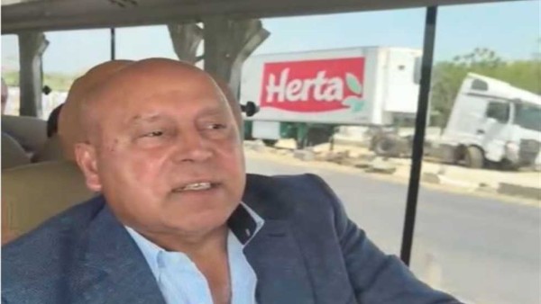 «حادثة لايف» خلال جولة كامل الوزير على الطريق الإقليمي بالمنوفية (فيديو)