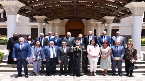 البابا تواضروس يلتقي سفراء مصر الجدد في عدد من دول العالم