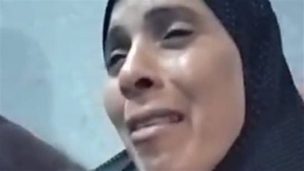 أسر ضحايا حادث الطريق الإقليمي بالمنوفية: فرحة بيتنا انطفت وربنا يصبرنا على فراقهم | فيديو