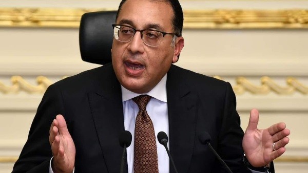 رئيس الوزراء.. إعفاء أسر ضحايا حادث الطريق الإقليمي من المصروفات الدراسية وصرف معاش استثنائي