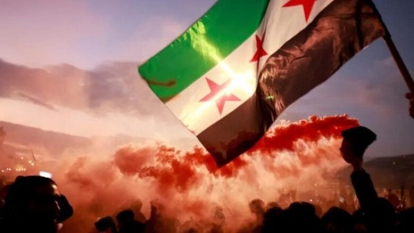 تصاعد التشدد الديني في بعض مناطق سوريا: تضييق على الأقليات وفرض للنقاب