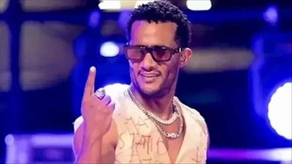 طالبه بتعويض مليار دولار، اليوم أولى جلسات محاكمة محمد رمضان بتهمة إهانة العلم المصري