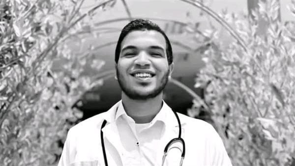 قهر وظيفي أم أسباب أخرى، العثور على جثة طبيب بمستشفى جامعة أسيوط غريقا يثير الجدل في المنظومة الطبية